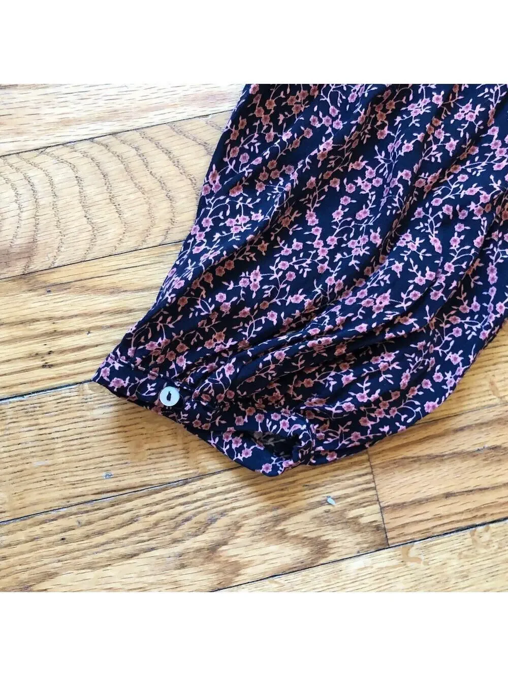 Free People EUC Women's Black Blush Clara Floral Tunic Size Small